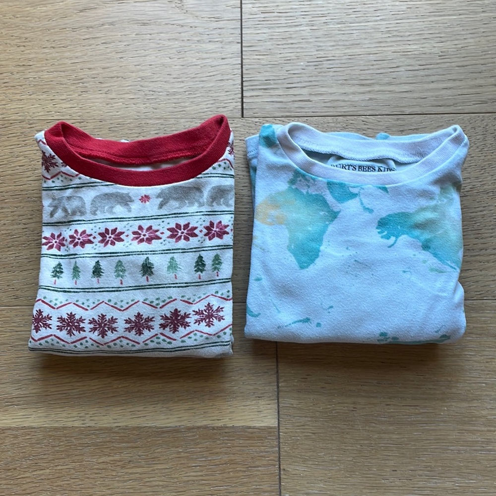 Set of 2 Burts Bees PJ sz 2T